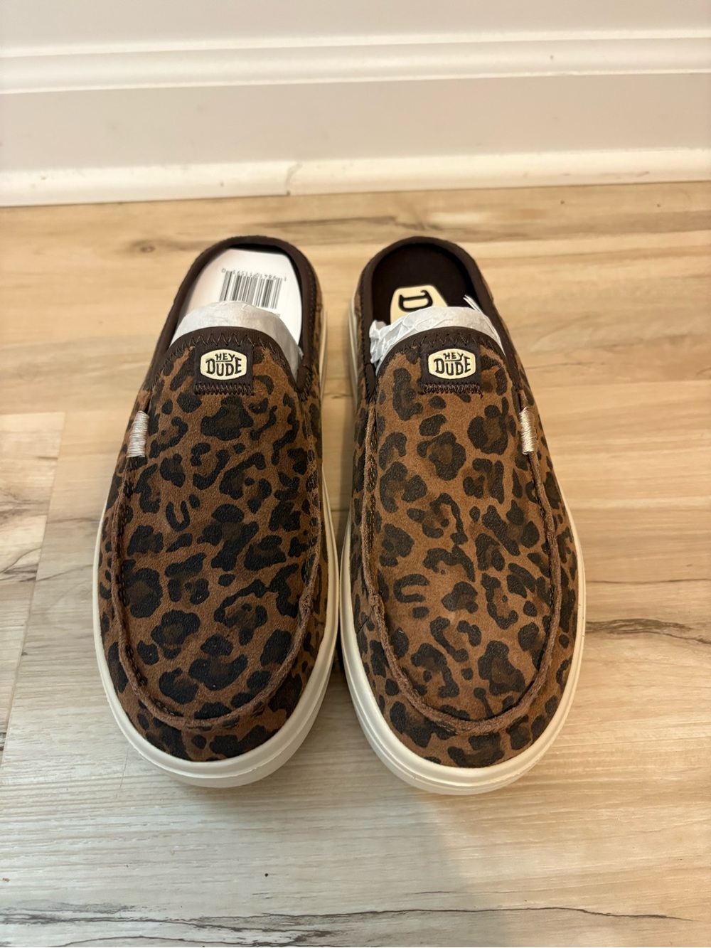 Hey Dude Austin Lift Classic Brown Leopard - Size 7 - Picture 2 of 5